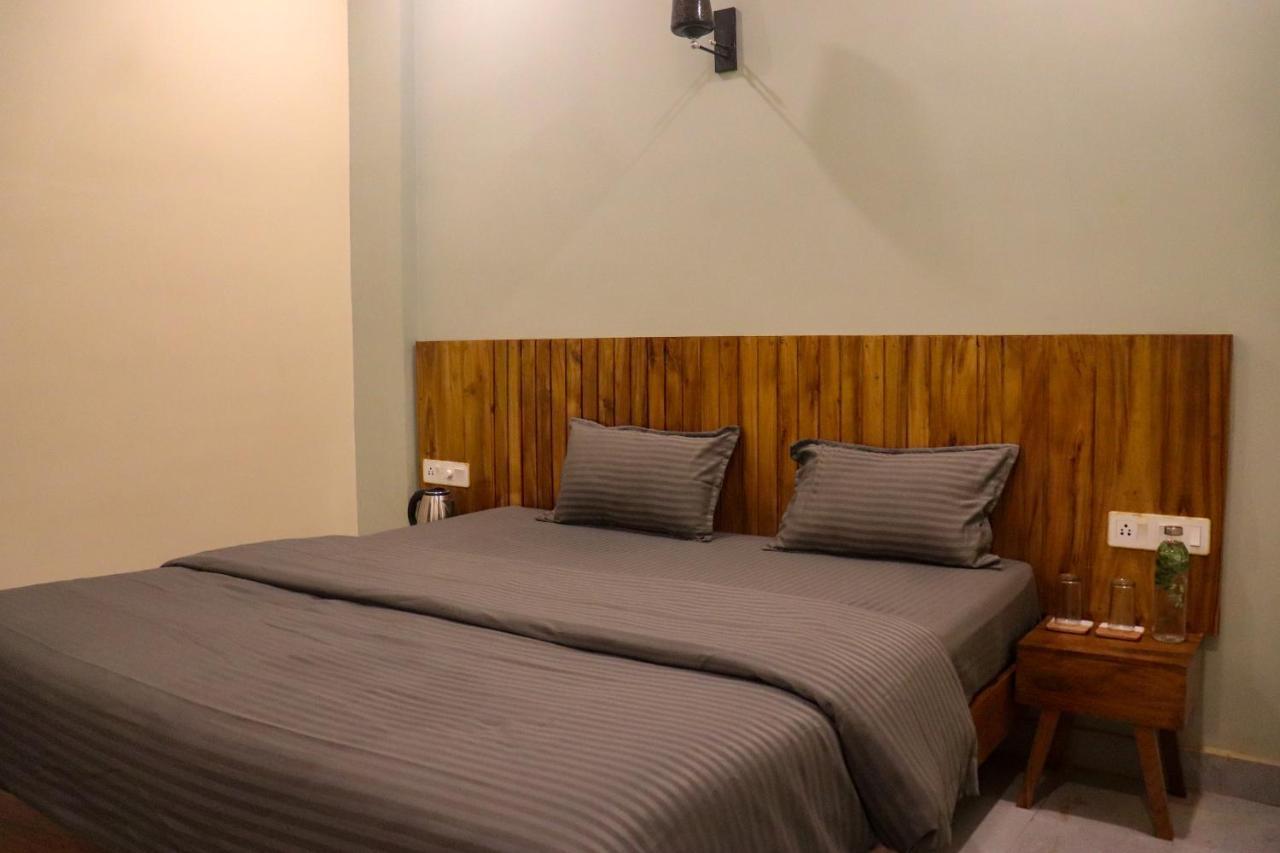 Tavasmi Hostel Puri Ngoại thất bức ảnh