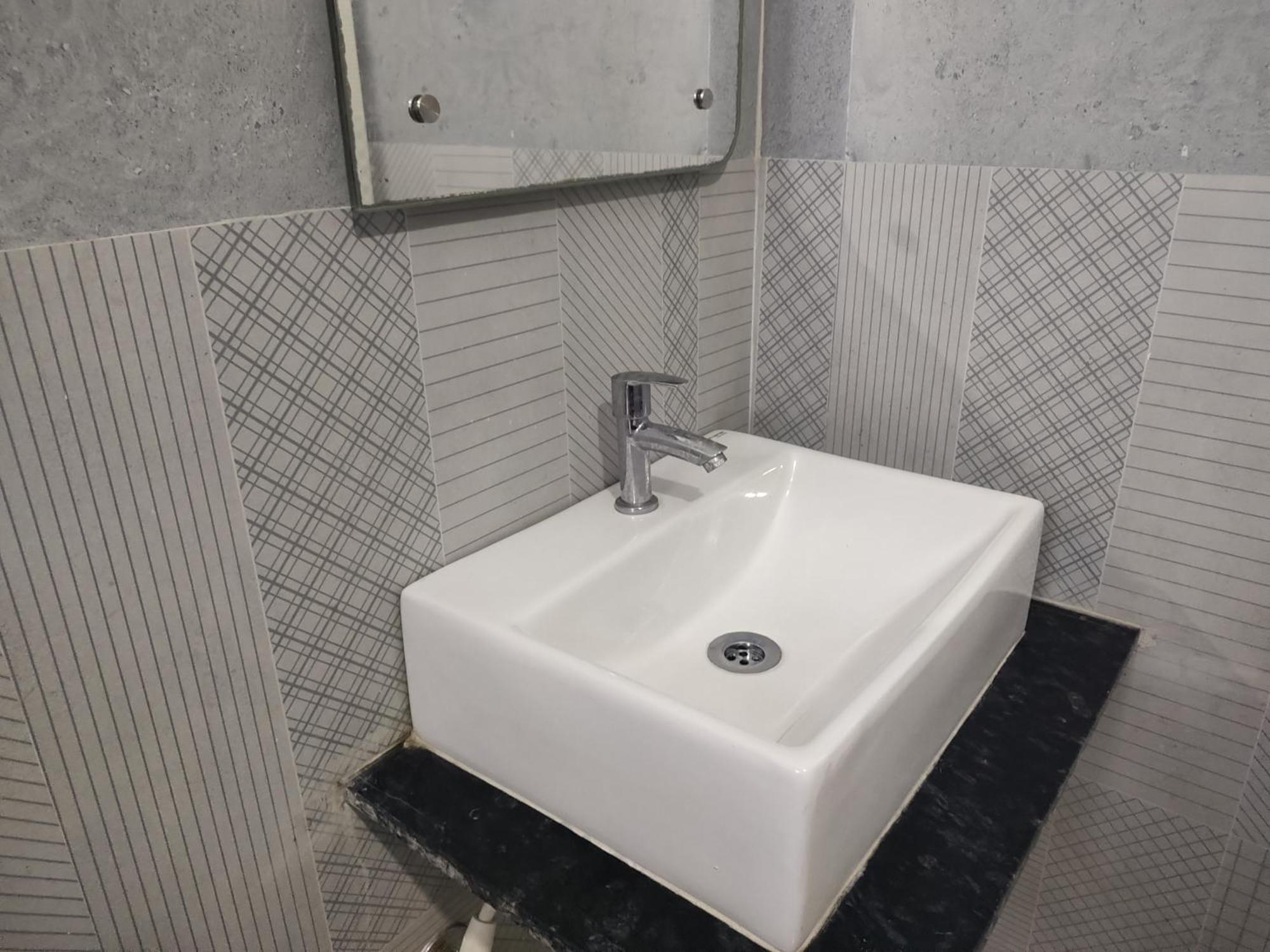 Tavasmi Hostel Puri Ngoại thất bức ảnh